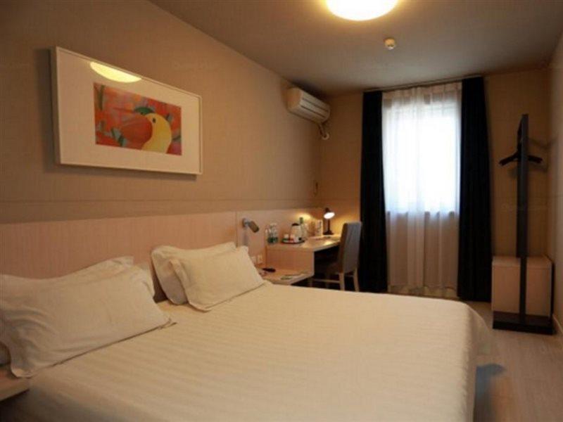 Jinjiang Inn - Changchun Convention & Exhibition Center Екстериор снимка